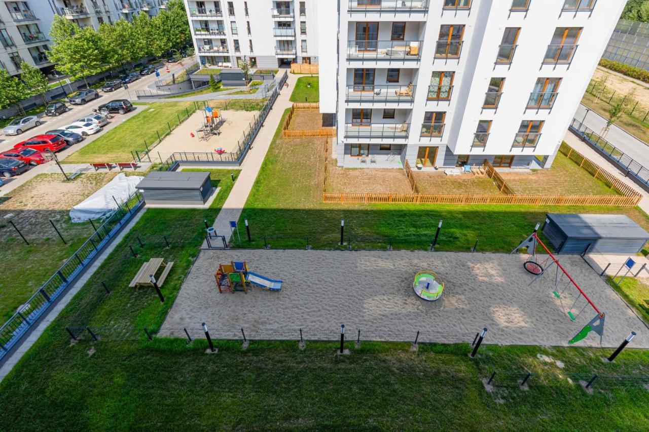 Ursus Sunny Studio For 4 Guests With Parking & Balcony By Noclegi Renters Warszawa Zewnętrze zdjęcie
