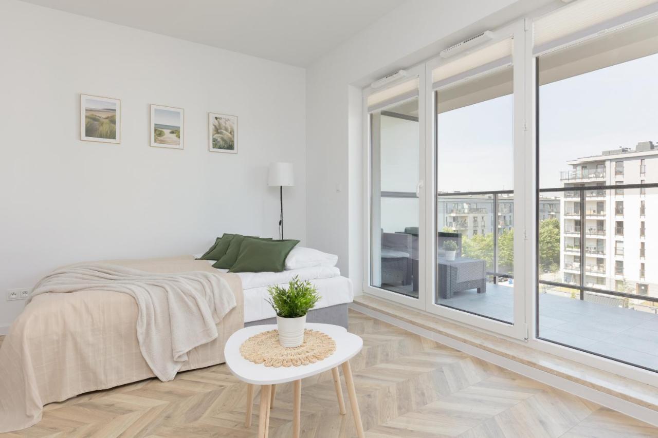 Ursus Sunny Studio For 4 Guests With Parking & Balcony By Noclegi Renters Warszawa Zewnętrze zdjęcie
