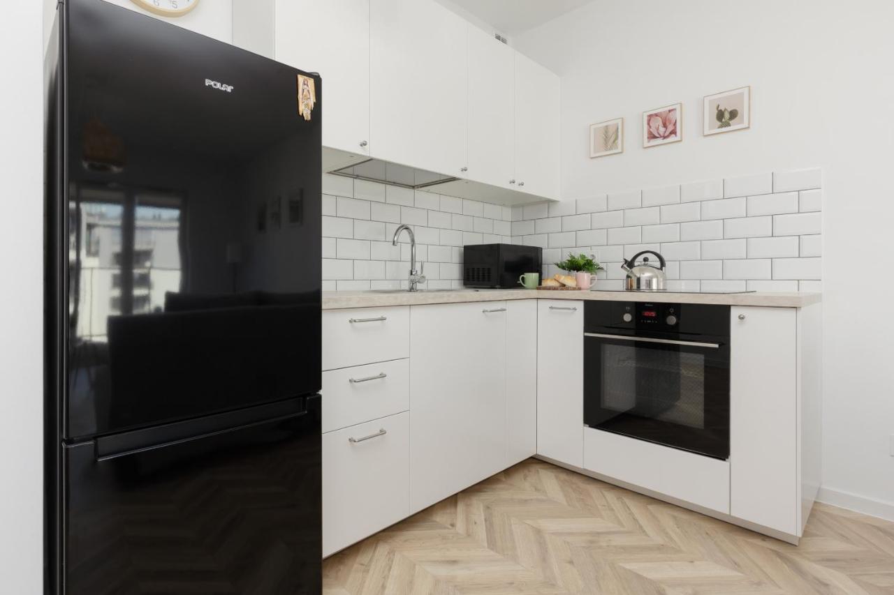 Ursus Sunny Studio For 4 Guests With Parking & Balcony By Noclegi Renters Warszawa Zewnętrze zdjęcie