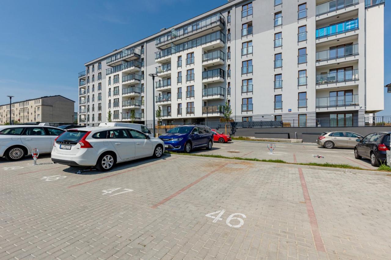 Ursus Sunny Studio For 4 Guests With Parking & Balcony By Noclegi Renters Warszawa Zewnętrze zdjęcie